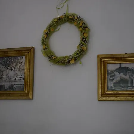 біля цитаделі Львів