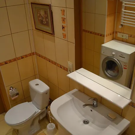біля цитаделі